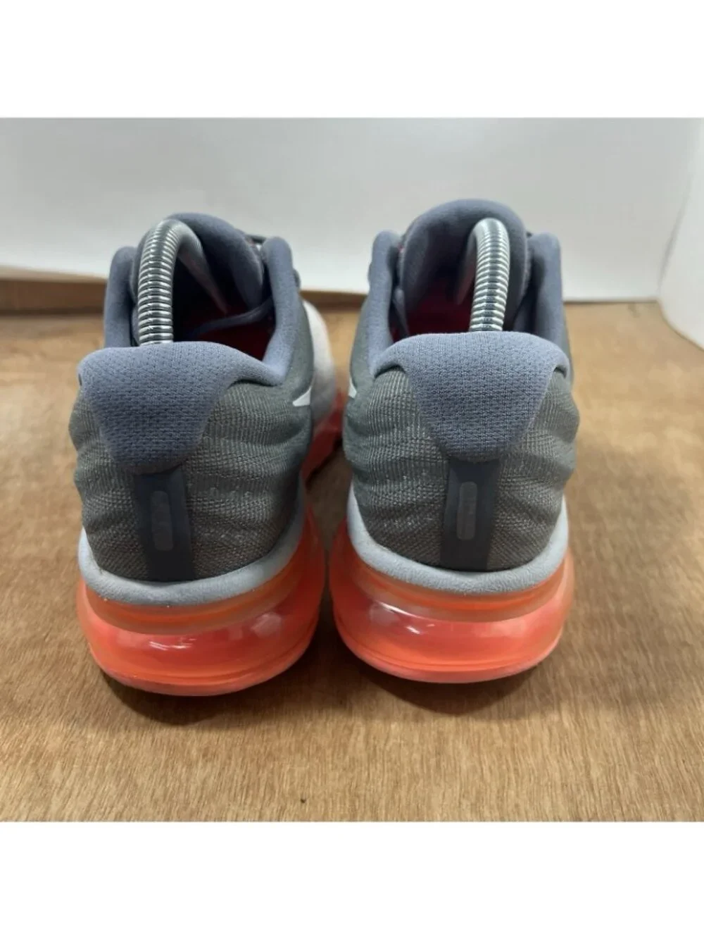 Nike Air Max 2017 Wolf Grey Bright Crimson Running Shoes Women's Size 8.5